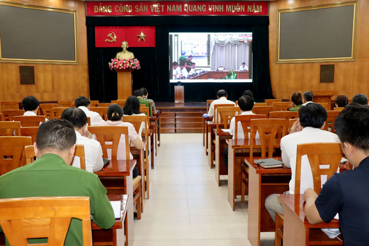 Image: Hội nghị trực tuyến sơ kết 6 tháng đầu năm 2023 đánh giá tình hình kết quả triển khai, thực hiện Đề án 06 của Chính phủ trên địa bàn Thành phố Hồ Chí Minh 